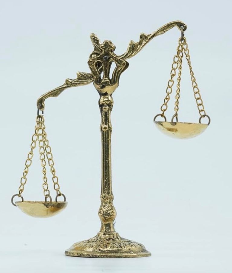 Experienced Law Tutor ( LPC, Law undergraduate & Postgraduate, careers guidance)