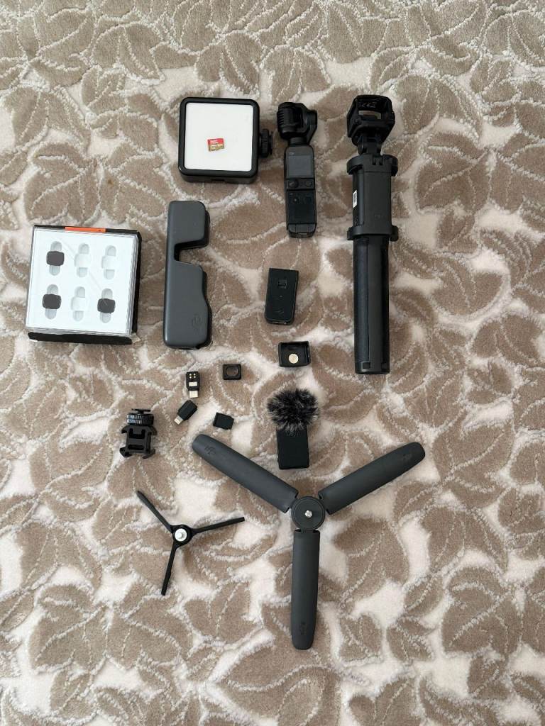 DJI Osmo Pocket 2 Creator Combo, 256GB, Mic, Filters, Extension Rod, LED Light