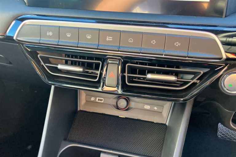 2025 MG MG3 1.5 Hybrid Trophy 5dr Auto HATCHBACK PETROL/ELECTRIC Automatic