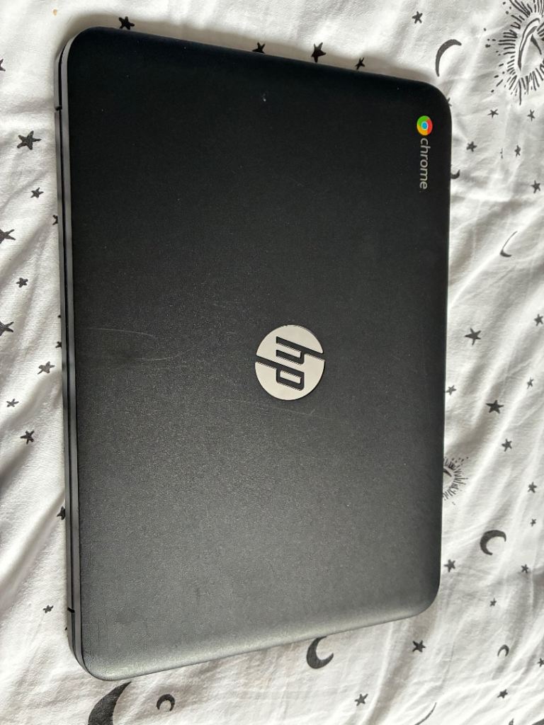HP Chromebook - Good Working Order, Comes with Charger