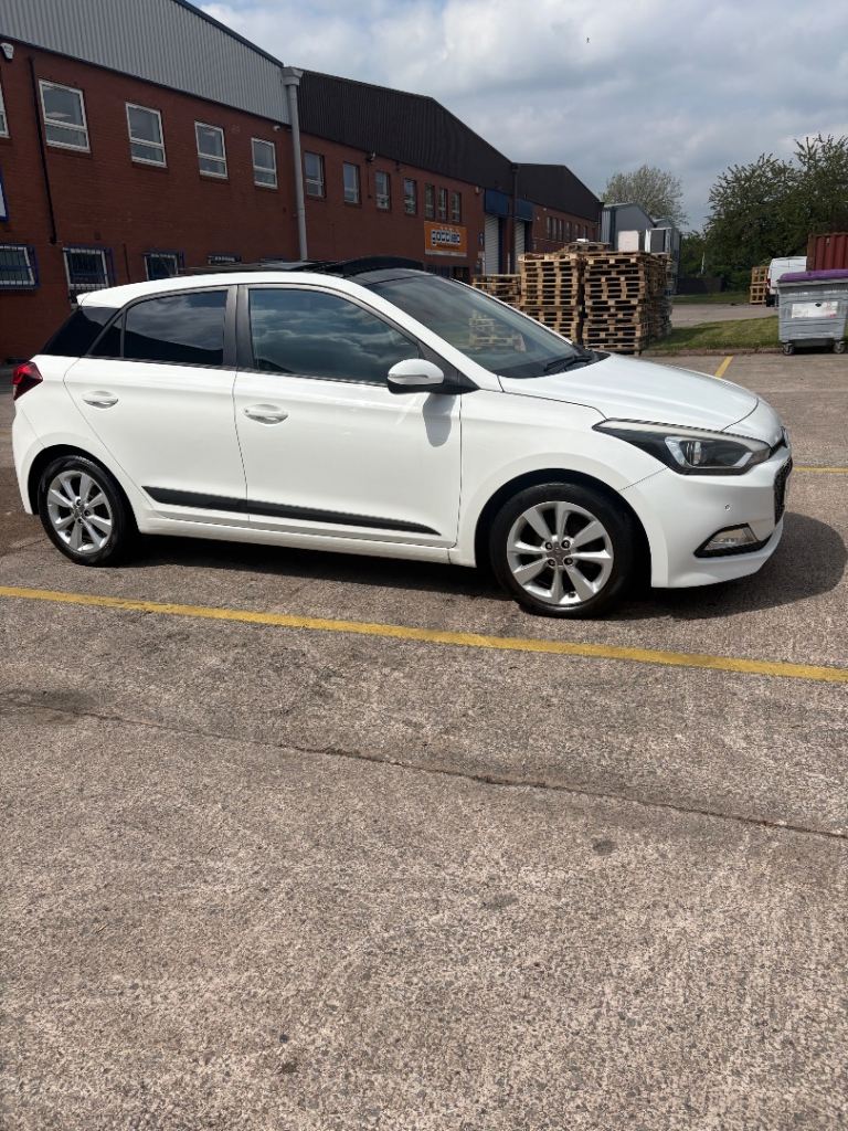 Hyundai, I20, Hatchback, 2015, Manual, 1368 (cc), 5 doors