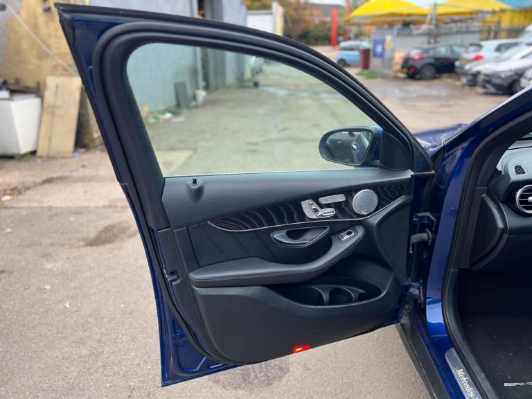 2017 Mercedes-Benz GLC 2.1 GLC250d AMG Line (Premium Plus) G-Tronic 4MATIC Euro 6 (s/s) 5dr ESTAT...