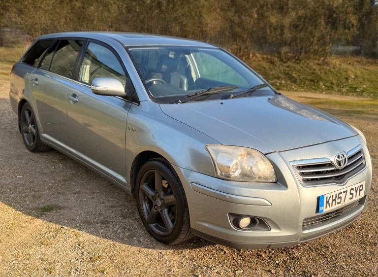 ESTATE - TOYOTA AVENSIS DIESEL