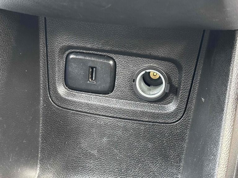 2016 Vauxhall Viva i SE Hatchback Petrol Manual