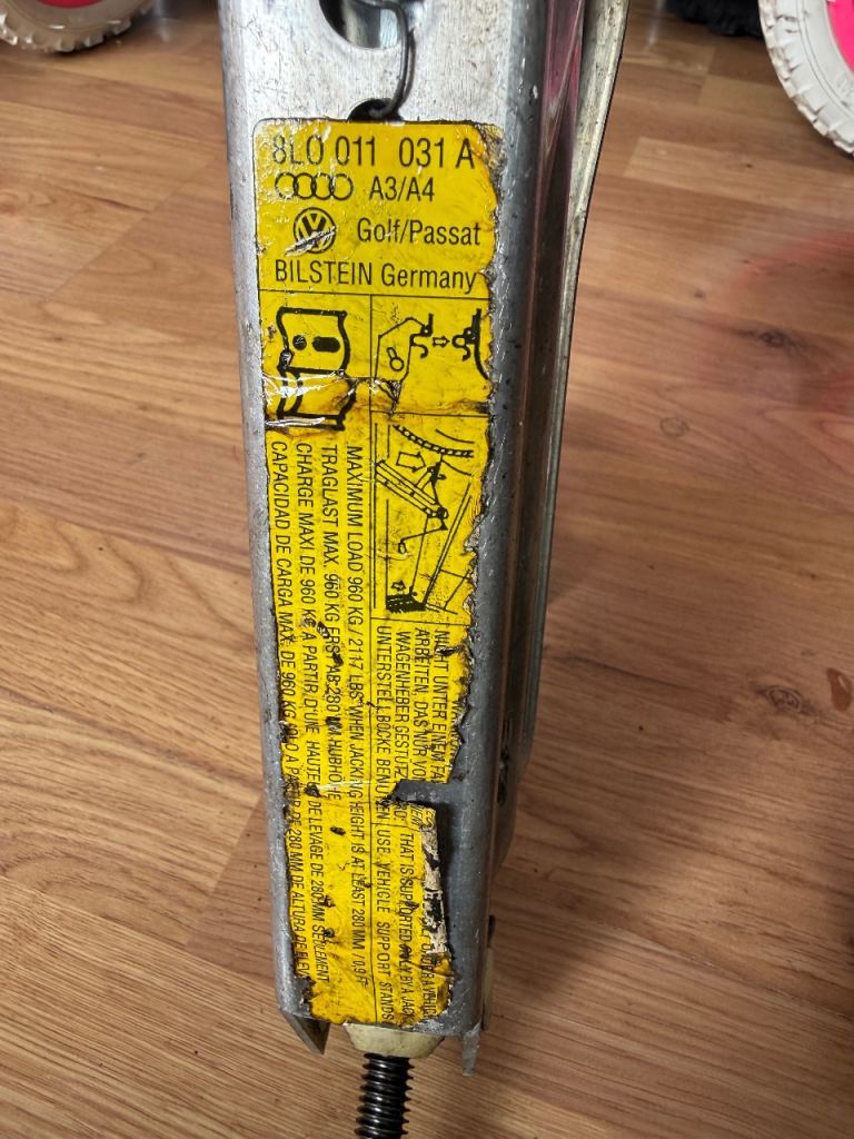 Car jack 