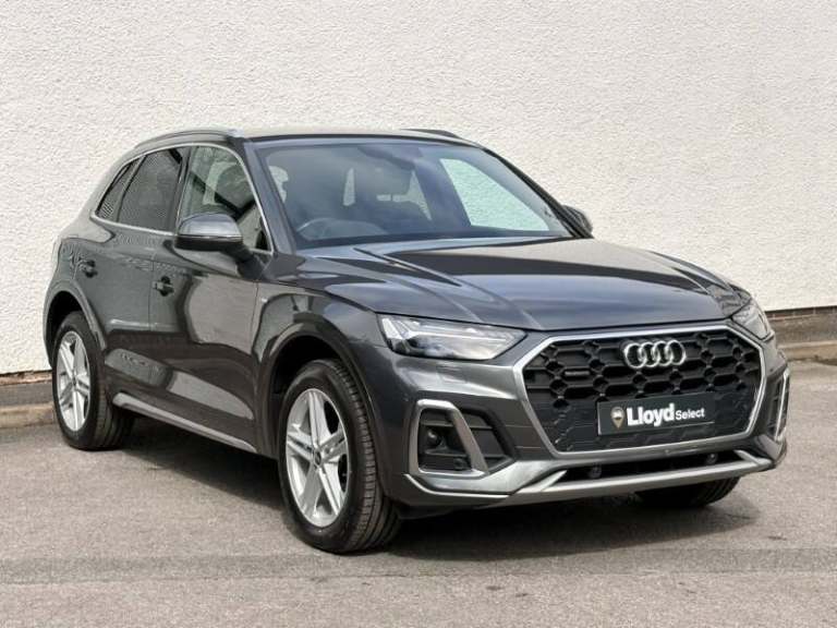 AUDI Q5 40 TDI Quattro S Line 5dr S Tronic