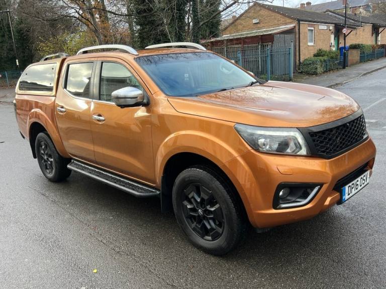 2016 Nissan Navara 2.3 dCi Tekna Pickup Double Cab 4dr Diesel Manual 4WD Euro 5 (190 ps) PICK UP ...