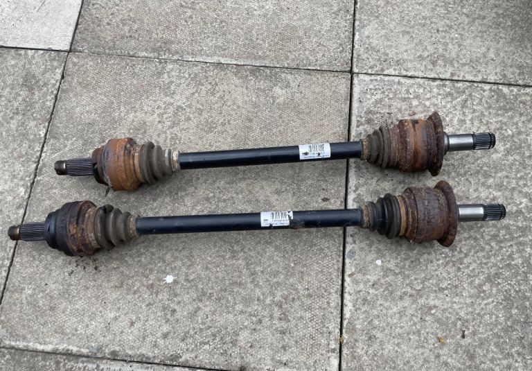 BMW 5 series F10 F11 driveshafts - LH & RH available £20 ea