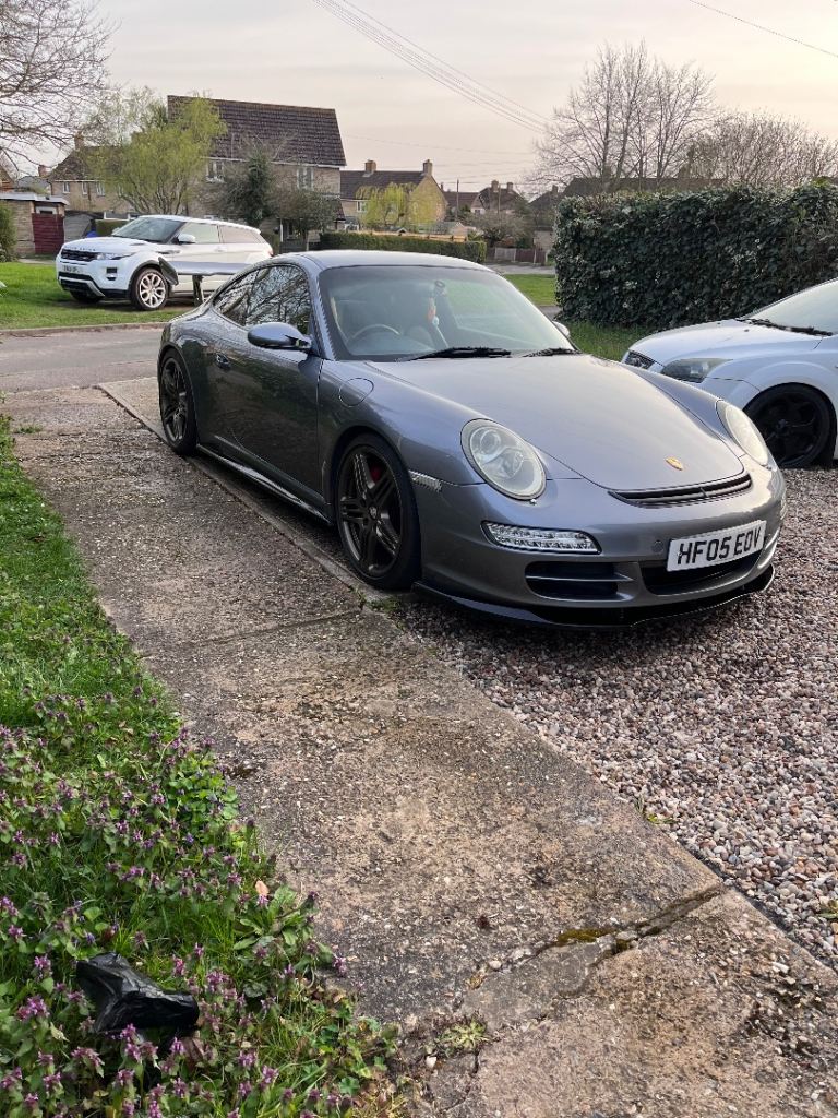 Porsche, 911, Coupe, 2005, Manual, 3824 (cc), 2 doors