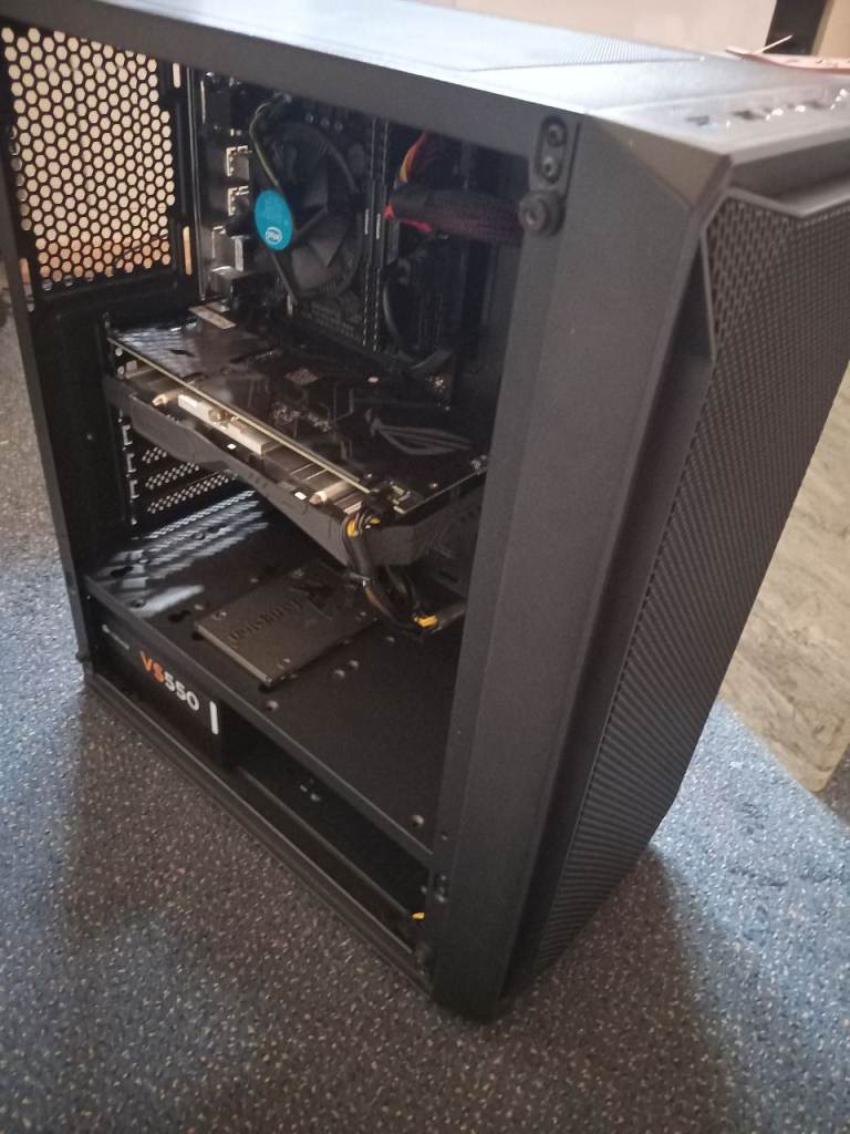 STEALTH CUSTOM GAMER PC - i5 7th - ssd -1050ti-wifi