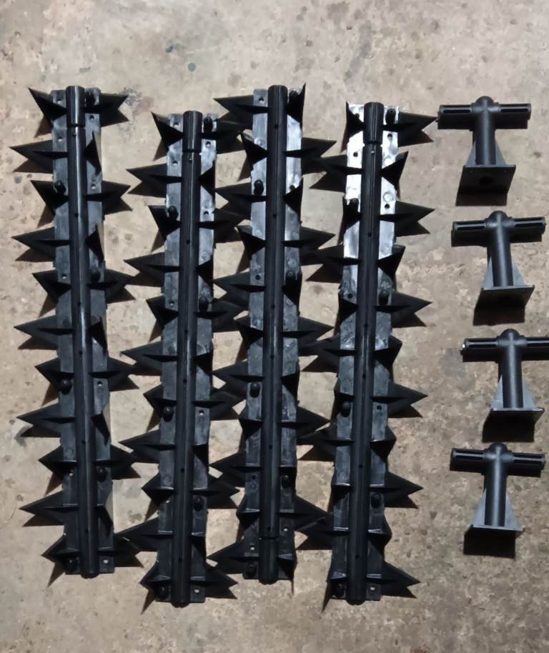FENCE & WALL SPIKES, Stegastrip
