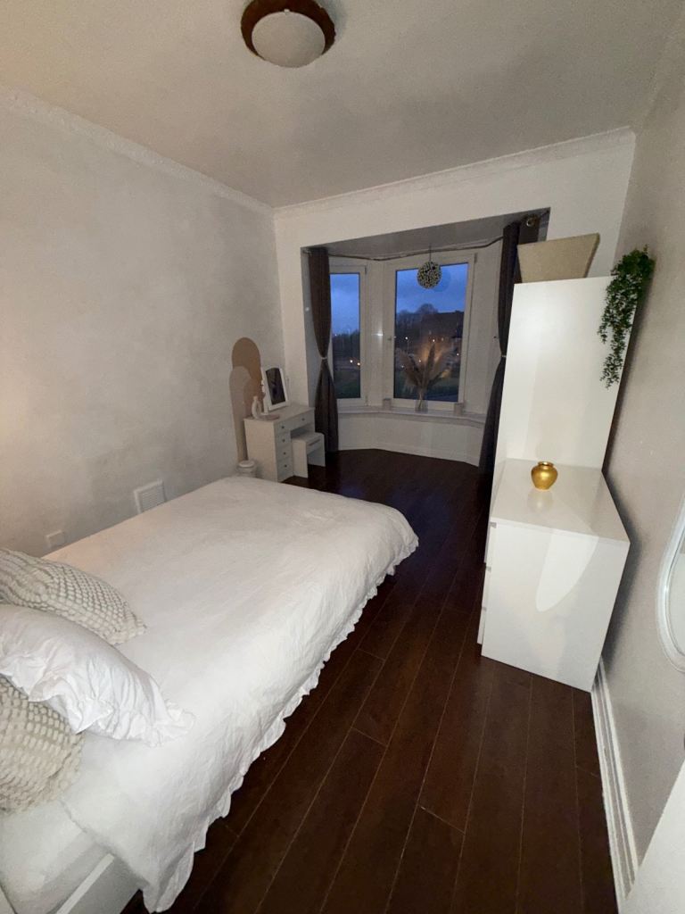 Room for Rent Near City Centre – £800 (Bills Included)