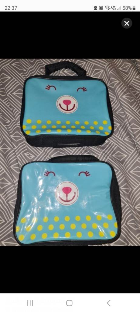 FREE 2 x lunchboxes 
