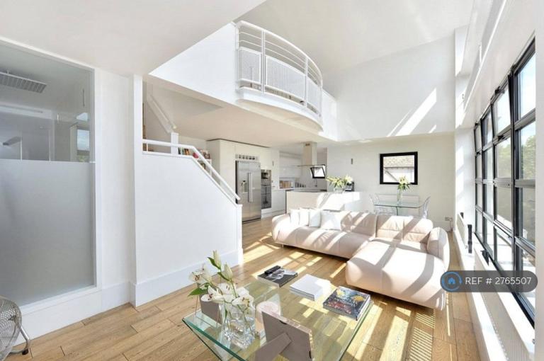 1 bedroom flat in Chart House, London, E14 (1 bed) (#2765507)