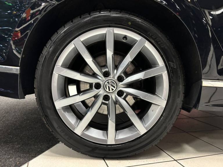 2018 Volkswagen Passat 2.0 TDI R-Line 5dr DSG [Panoramic Roof] [7 Speed] ESTATE DIESEL Automatic