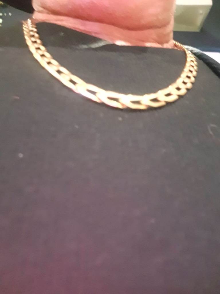 Wanted urgently cash paid immediately  gold broken gold or scrap  to finish making a chain 