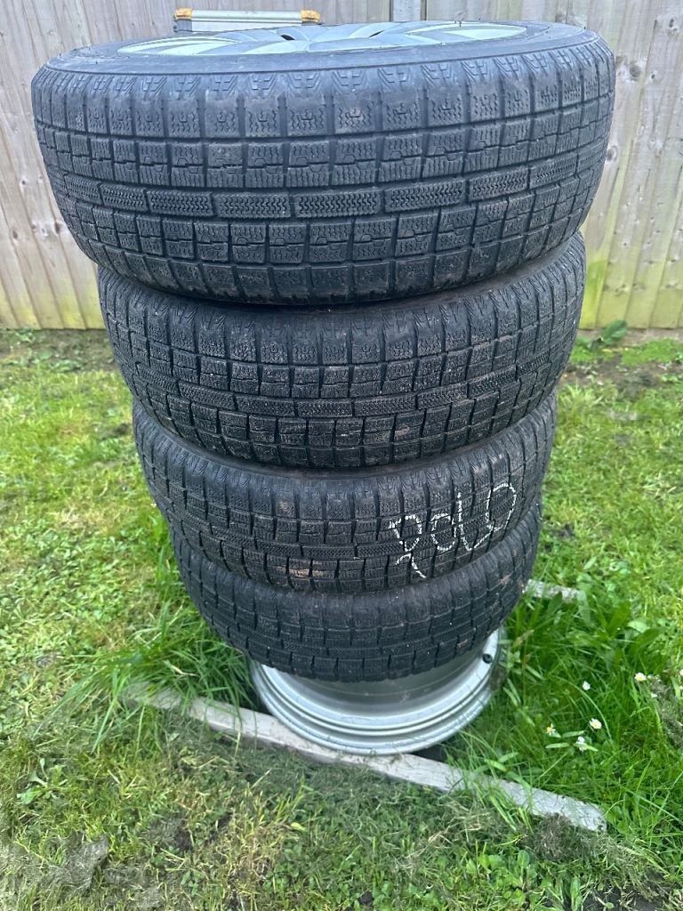 Polo wheels and tyres 