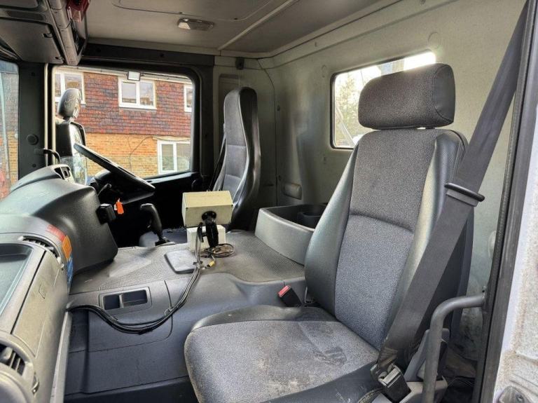 2009 SCANIA P380 8X4 HOOK LOADER