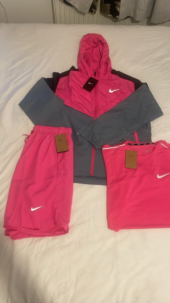 New Nike Men's Pink/Grey Tracksuit Set - Jacket, T-Shirt, Shorts, Size L