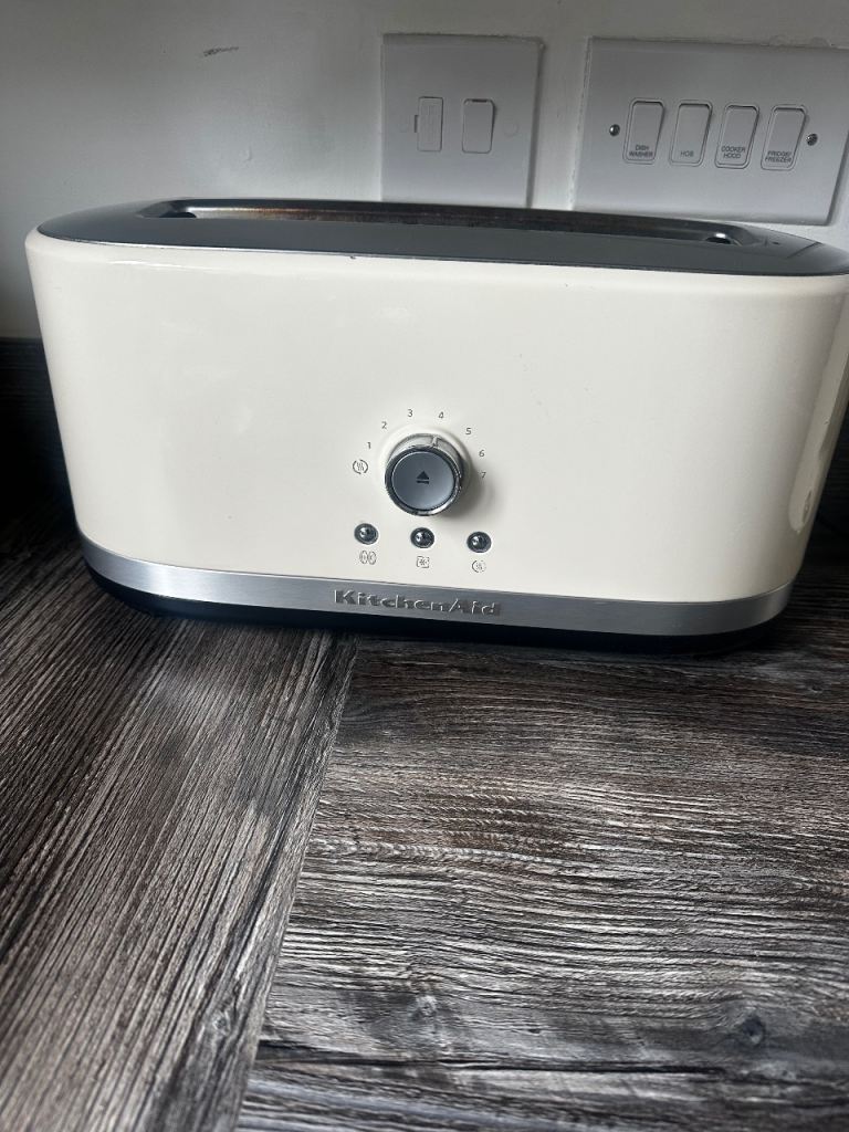 KITCHEN AID 4 Slice Toaster 