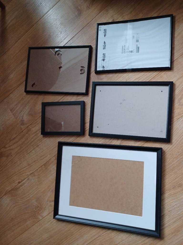Pending plain Black Picture Frame Bundle