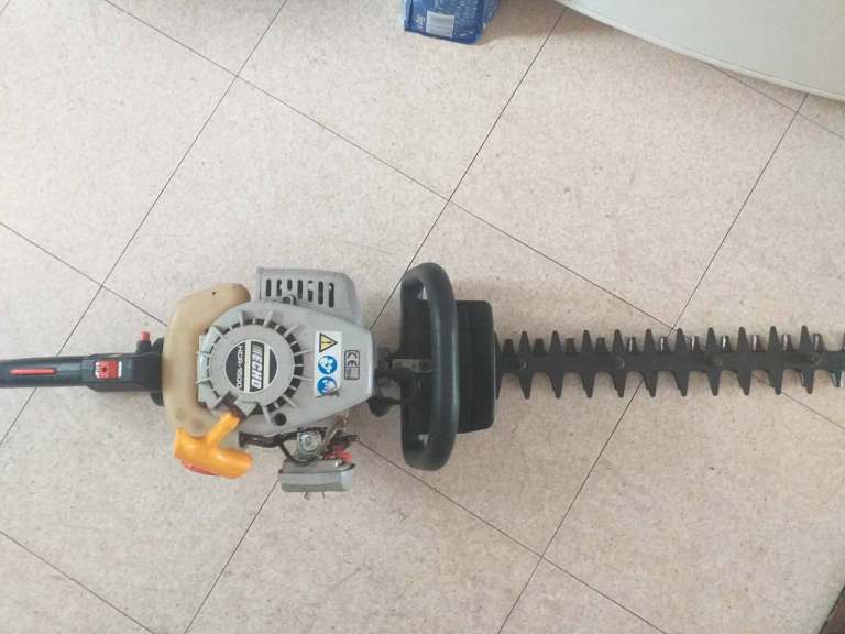 Echo double sided Petrol hedgecutter hedge trimmer 