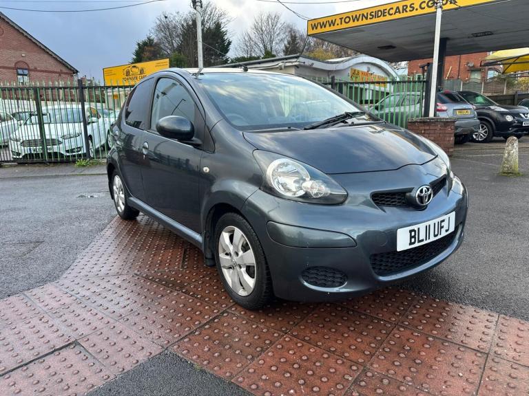 2011 Toyota AYGO 1.0 VVT-i Go MultiMode Euro 5 5dr (AC) HATCHBACK Petrol Automatic