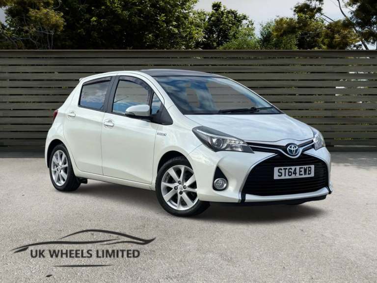 2014 Toyota Yaris 1.5 VVT-h Excel E-CVT Euro 6 5dr (15in Alloy) HATCHBACK Petrol/Electric Hybrid ...