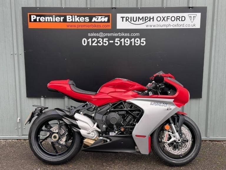 STUNNING ONE OWNER 2022/72 MV AGUSTA SUPERVELOCE 800 MOTORCYCLE