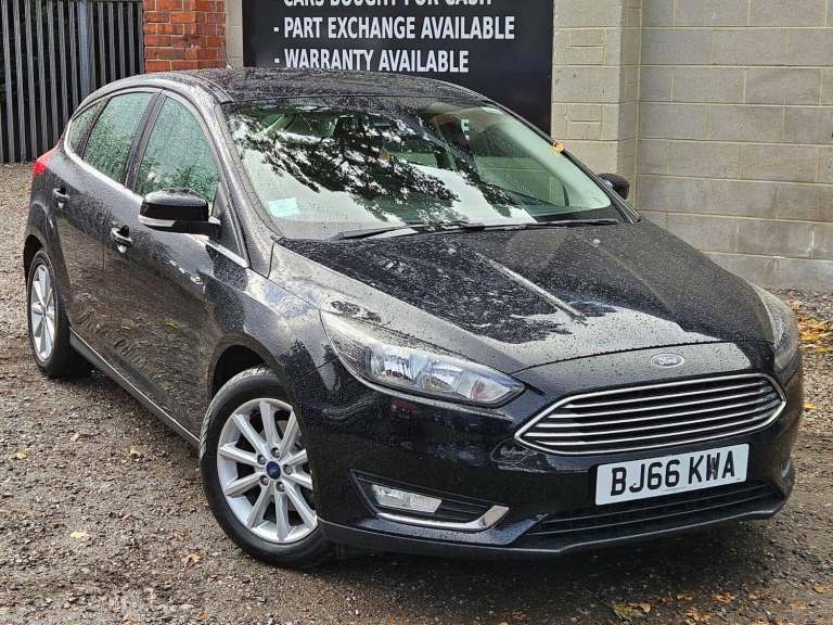 2016 Ford Focus 1.0 EcoBoost 125 Titanium 5dr HATCHBACK PETROL Manual