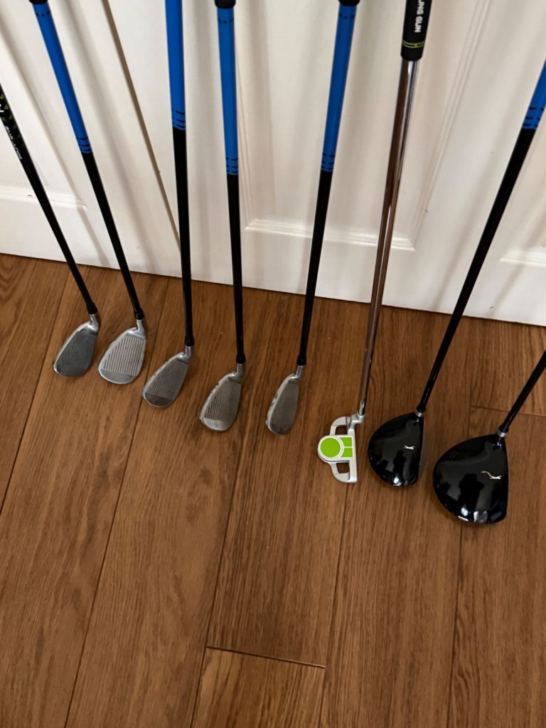 Reduced. Slazenger G50 Junior Golf Set