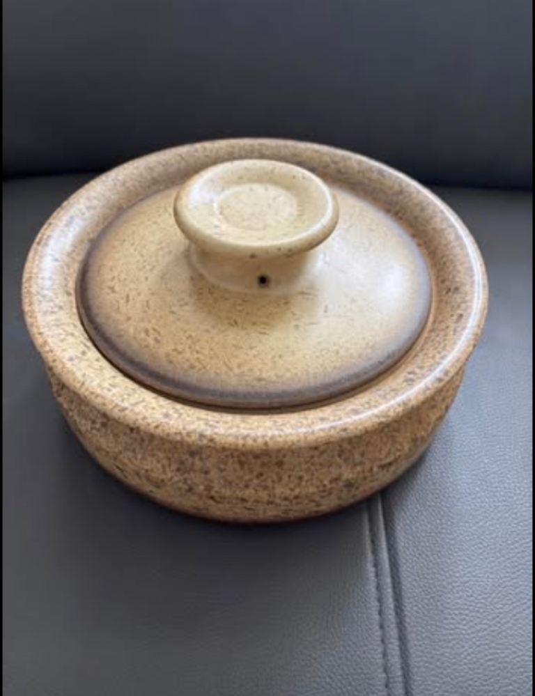 Iden Pottery Rye Sussex vintage set