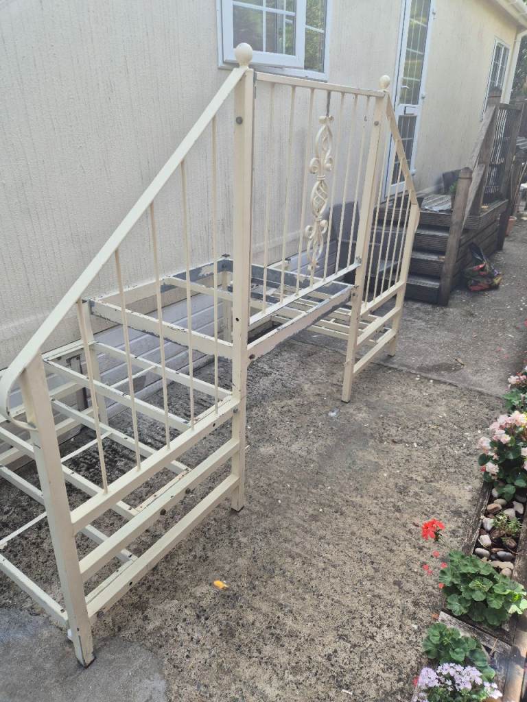 Metal Staircase with Landing/Platform Frame – Refurbishment Project – Collection Only. 