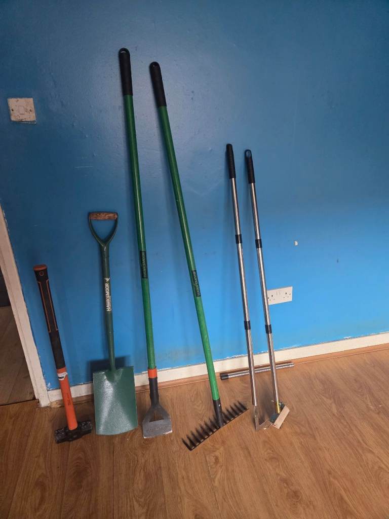 Garden Hand Tools Set – Spades, Rake, and Shovel