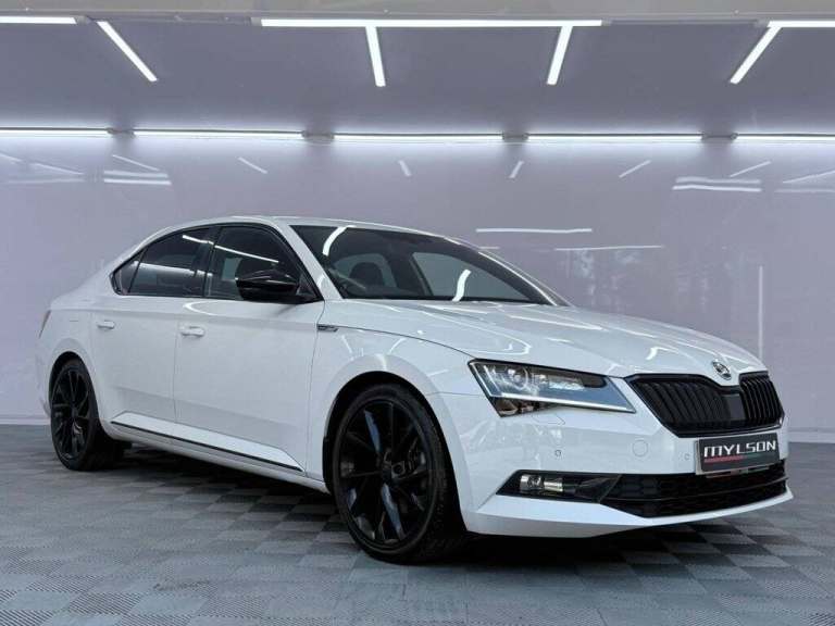 2018 68 SKODA SUPERB 1.5 TSI ACT SPORTLINE HATCHBACK 5DR PETROL DSG EURO 6 (S/S)