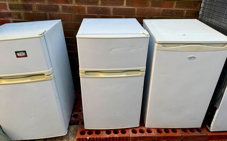 Mini Fridge Freezer – Working Order – Ideal for Home, Office or Student Use