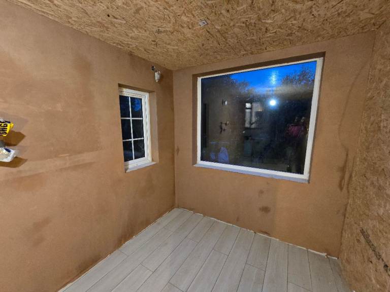 Smooth Walls, Perfect Finish – Professional Plastering Services