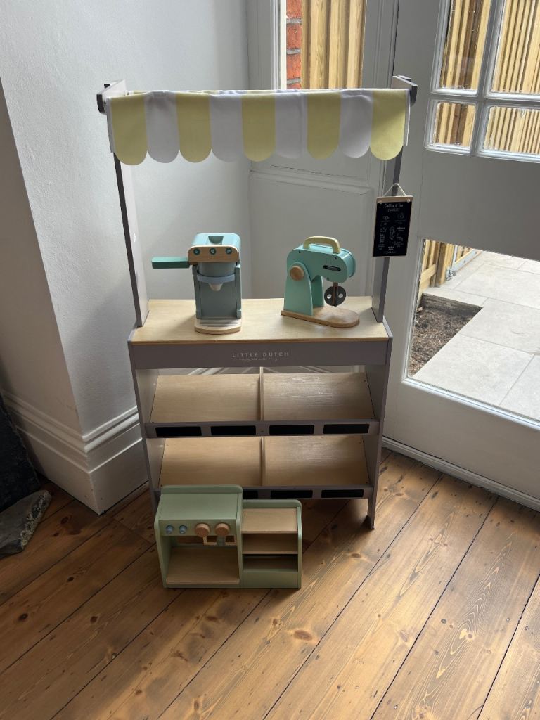 Little Dutch Market stall, coffee shop, coffee machine and toaster! 