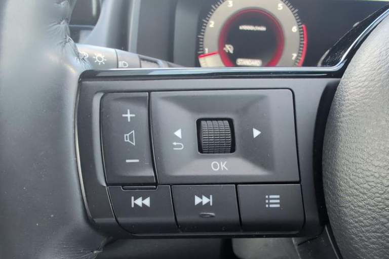 2022 Nissan Qashqai 1.3 DiG-T MH Tekna 5dr Manual Hatchback Petrol Manual