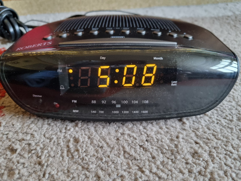 Roberts Alarm Clock Radio CR9971