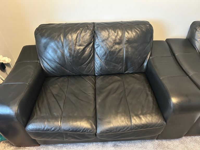 Black leather Sofa from DFS