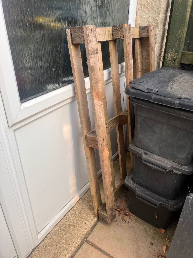 Free - wooden pallet