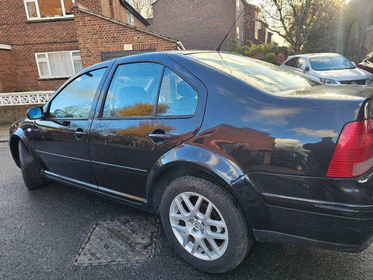 Volkswagen, BORA, Saloon, 2005, Automatic, 1595 (cc), 4 doors