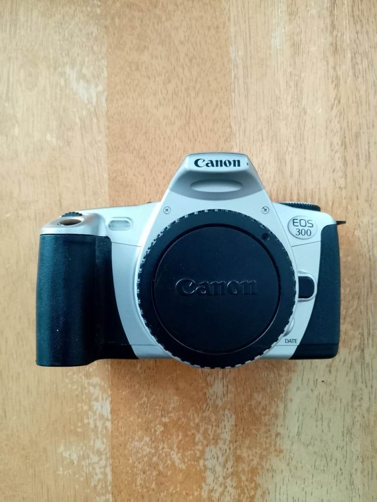 Canon Eos 300 Date Model Film Camera Body