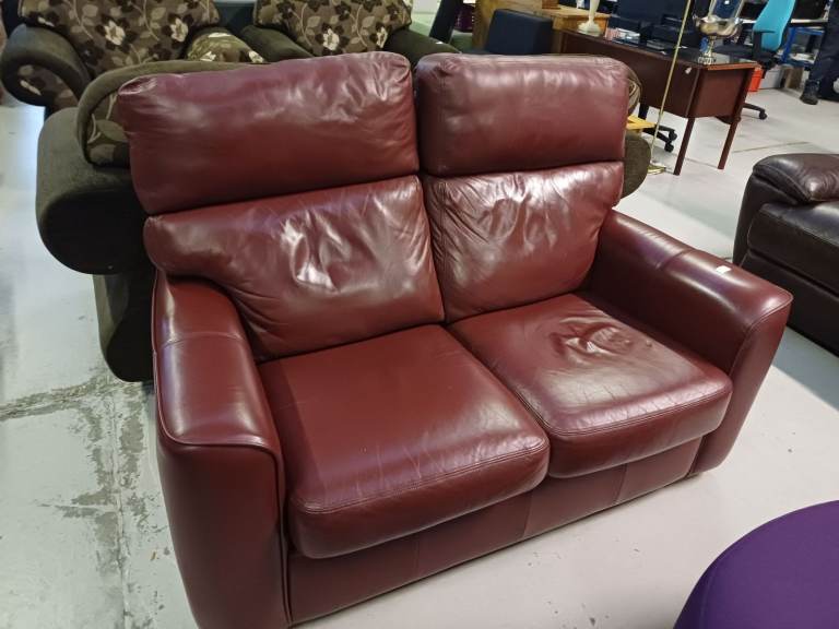 Red leather two-piece suite 