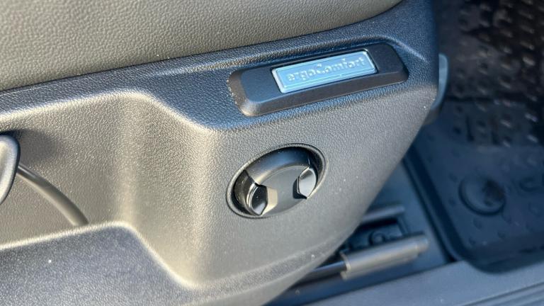 2022 Volkswagen Caddy Maxi Caddy Cargo Maxi C20 Diesel 2.0 TDI 122PS Commerce Pro Van DSG Van Die...