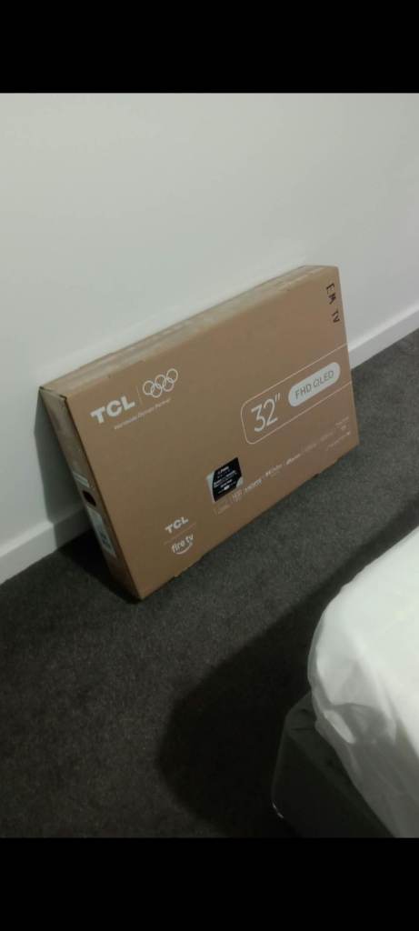 TCL 32" FHD Smart TV - Brand New in Box