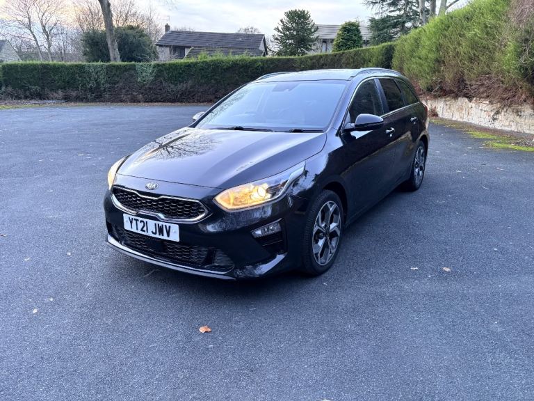 Kia, CEED 1.5 petrol estate 2021 plate only 51,000 miles full service history 