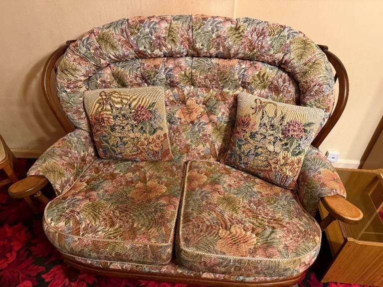 Joynson Holland cottage Settee, Chair, Rocking Chair and Pouffe, Billericay CM12