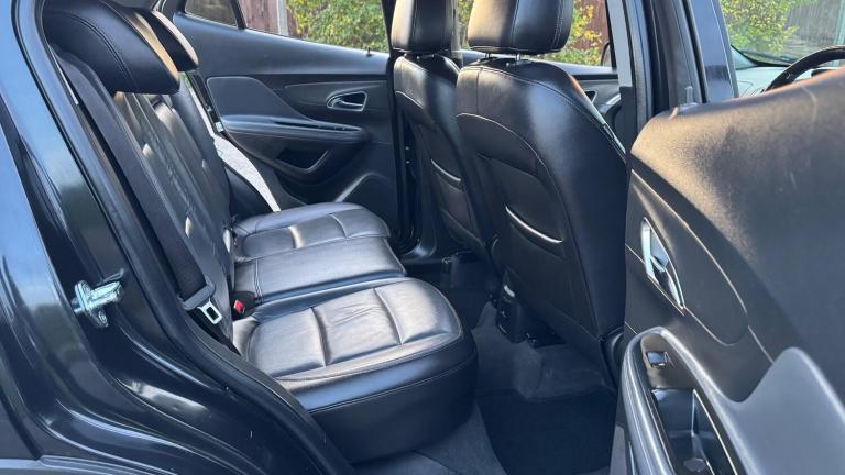 2015 Vauxhall Mokka 1.6i SE 2WD Euro 6 (s/s) 5dr HATCHBACK Petrol Manual